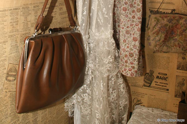 Plum Tree Parys Vintage Restaurant - Photo Gallery