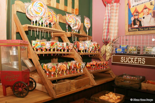 Plum Tree Parys Vintage Restaurant - Photo Gallery